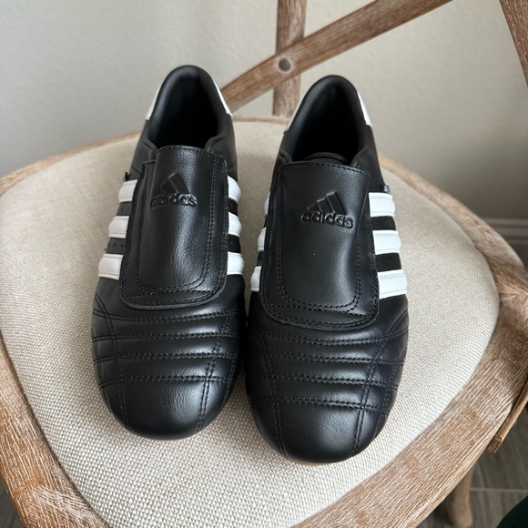 Adidas taekwondo sneakers - Picture 5 of 8